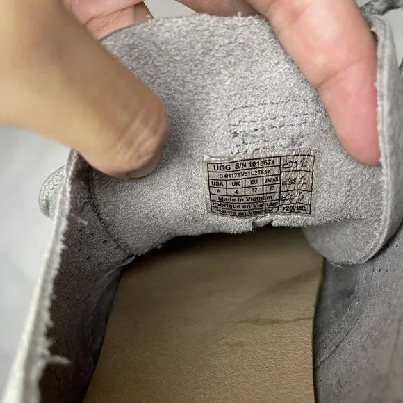 UGG Women's Tye Casual Leather Sneakers Size 6 Gray Treadlite S/N 1016674 - Picture 7 of 8